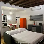 Essenza Del Borgo Nel Cuore Di Un Borgo Antico Apartmán